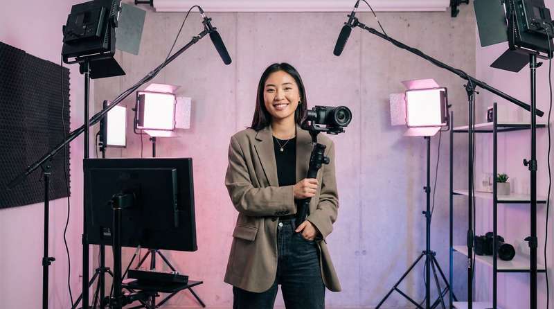 小马拉大车专业影视制作